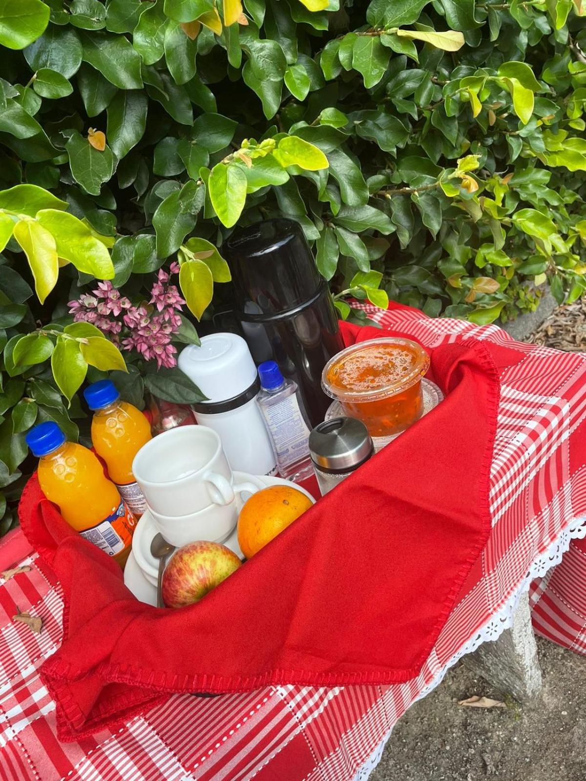Pouzada Bom Clima - Servimos Cestas De Cafe Da Manha - Melhor Custo Beneficio Em Gravata Esterno foto