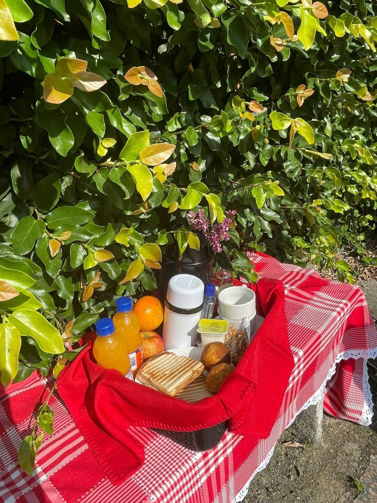 Pouzada Bom Clima - Servimos Cestas De Cafe Da Manha - Melhor Custo Beneficio Em Gravata Esterno foto